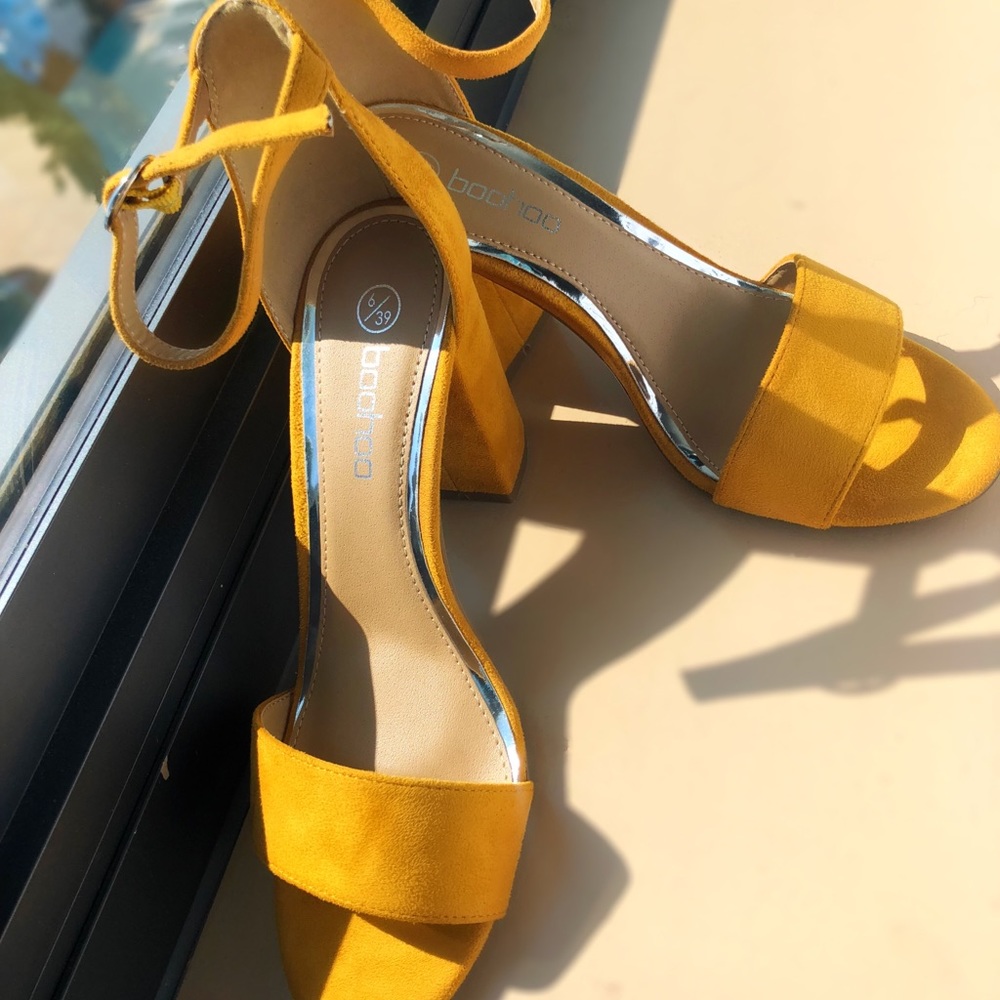 Boohoo Suede Block Heel Sandals